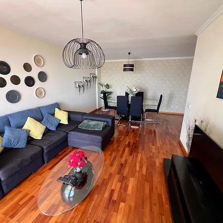 Appartamento Canico Lodge *